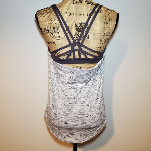 Lululemon Moment To Movement 2-In-1 Tank Size 6 - Picture 6 of 13